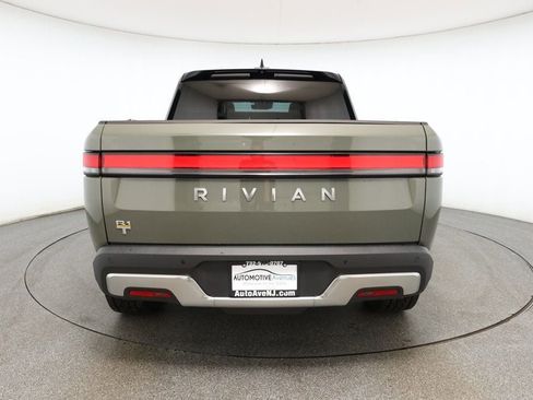 Used 2022 Rivian R1T Launch Edition image 5
