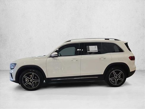 Certified 2026 Mercedes-Benz GLB 250 image 8