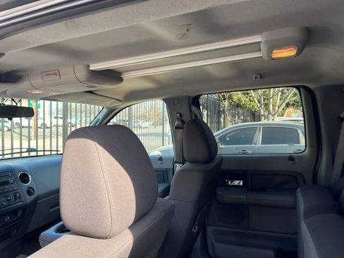 Used 2004 Ford F150 XLT image 9