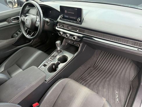 Used 2025 Honda Civic Sport image 27