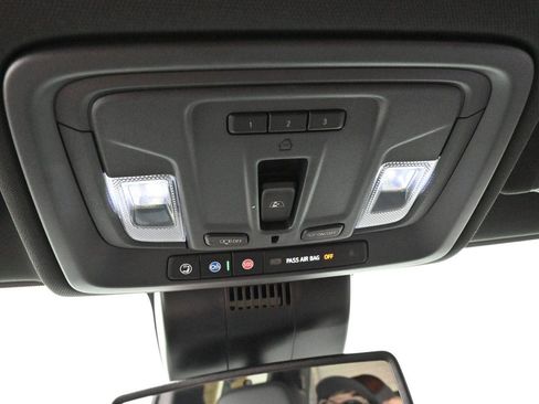 Used 2025 GMC Sierra 2500 AT4 AWD/4WD image 29