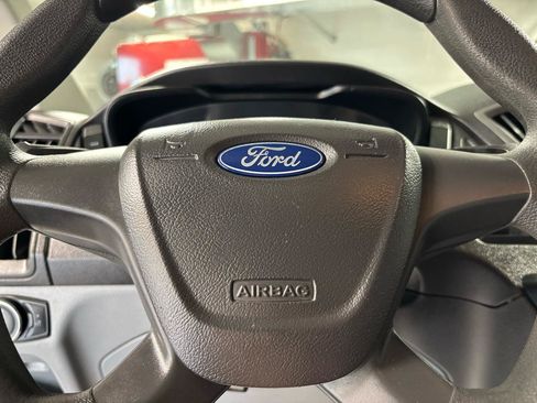 Used 2017 Ford Transit 250 130 Low Roof RWD image 25