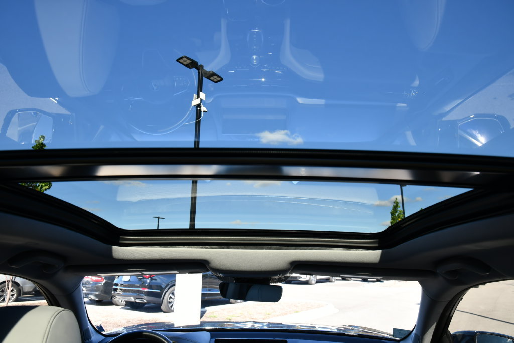 Used 2023 Acura MDX w/ Technology Package AWD/4WD image 42
