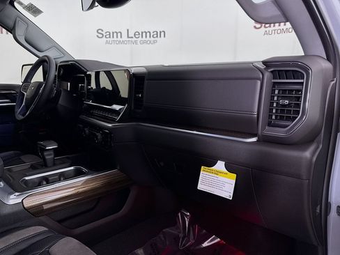 New 2025 Chevrolet Silverado 1500 RST AWD/4WD image 32