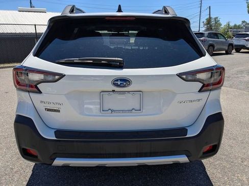 Used 2023 Subaru Outback Limited AWD/4WD image 9