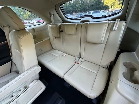 Used 2017 Toyota Highlander Limited image 35