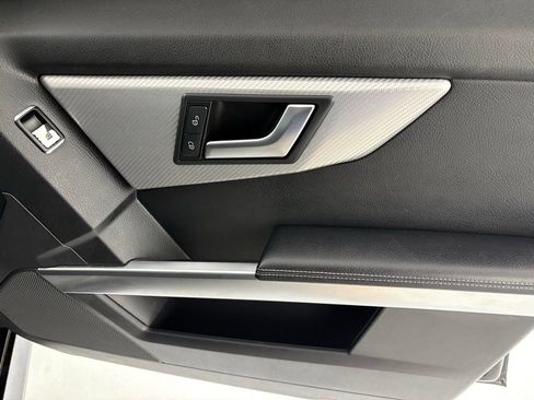 Used 2014 Mercedes-Benz GLK 350 2WD image 38