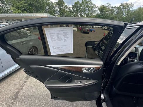 Used 2015 INFINITI Q50 Premium w/ Deluxe Touring Package image 24