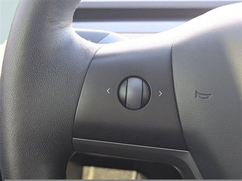 Used 2023 Tesla Model 3 Long Range image 26