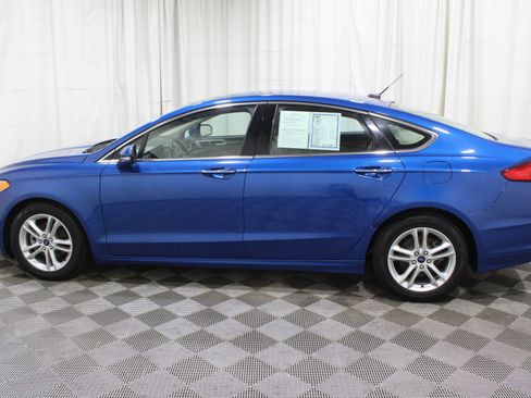 Used 2018 Ford Fusion SE image 34