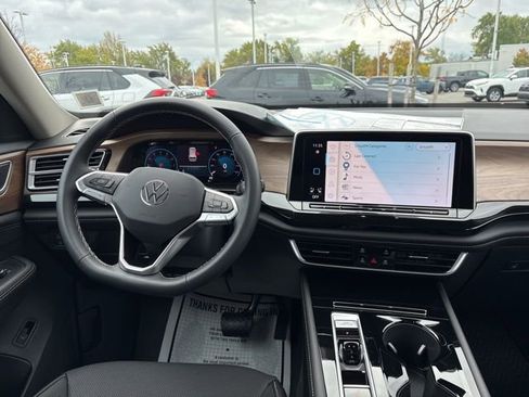 New 2026 Volkswagen Atlas SE AWD/4WD image 10