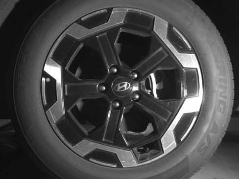 Used 2025 Hyundai Santa Fe SEL FWD image 17