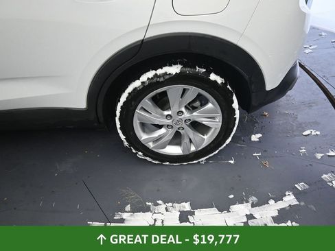 Used 2025 Buick Encore GX Preferred image 19