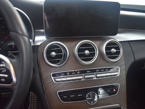 Used 2021 Mercedes-Benz C 300 4MATIC Sedan image 13