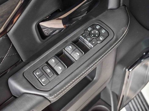 New 2026 RAM 2500 Limited image 21