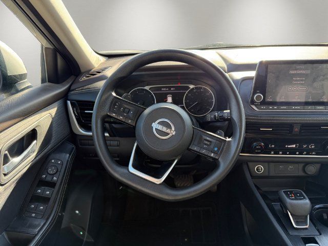 Used 2022 Nissan Rogue SV FWD image 10