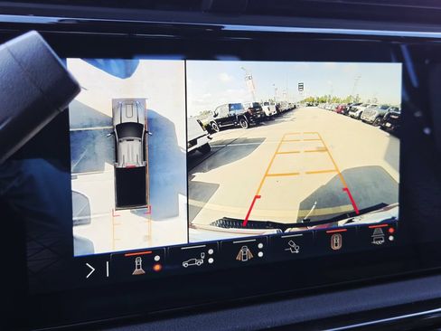 Used 2024 GMC Sierra 2500 AT4 w/ AT4 Premium Plus Package AWD/4WD image 22