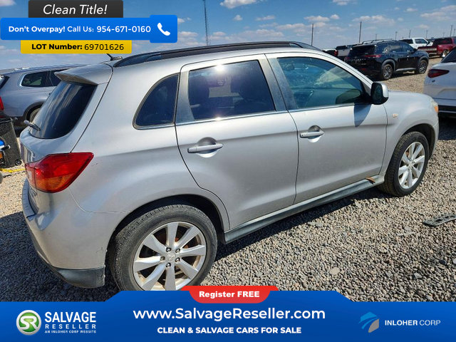 Used 2014 Mitsubishi Outlander Sport SE FWD image 4