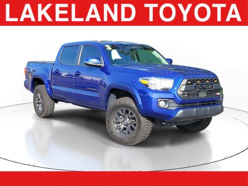 Used 2023 Toyota Tacoma SR5 w/ Technology Package image 1