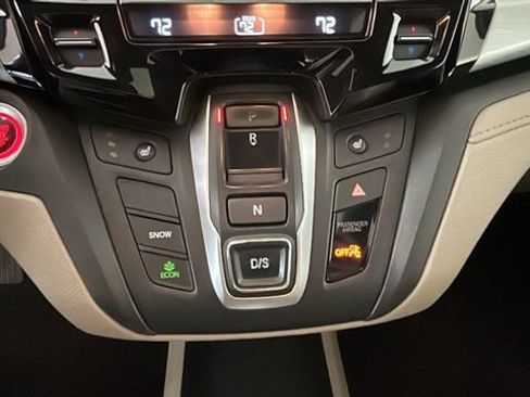 Used 2018 Honda Odyssey EX-L image 22