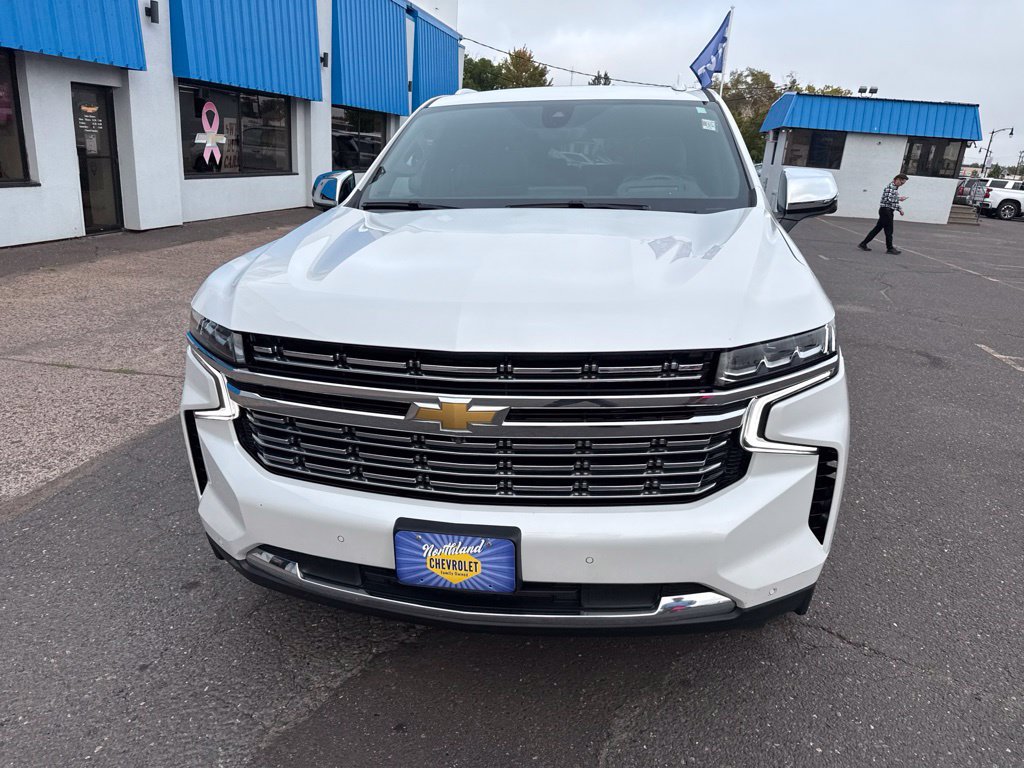 Used 2021 Chevrolet Tahoe Premier w/ Premium Package AWD/4WD image 3