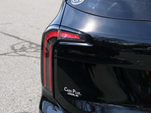 Used 2025 Kia Telluride EX X-Line image 6