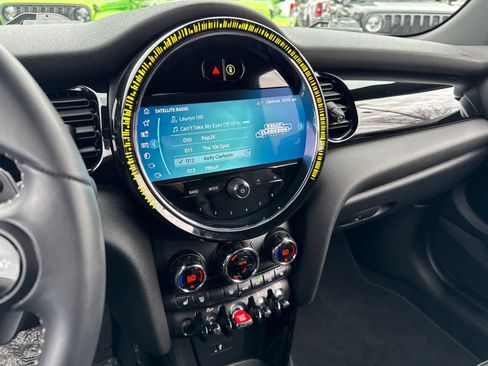 Used 2022 MINI Cooper S image 26