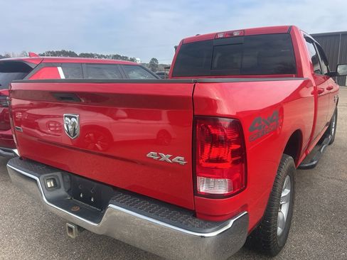 Used 2020 RAM 1500 Classic SLT image 6