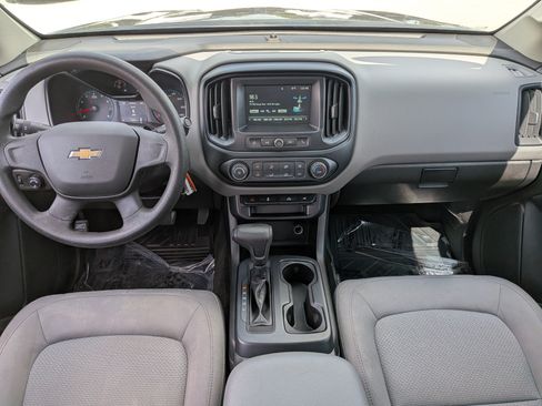 Used 2018 Chevrolet Colorado W/T w/ Custom Special Edition RWD image 16