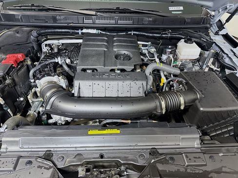 Used 2025 Nissan Frontier PRO-4X w/ Pro Convenience Package AWD/4WD image 29