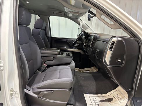 Used 2019 Chevrolet Silverado 2500 W/T image 12