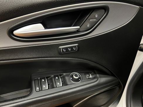 Used 2018 Alfa Romeo Stelvio Ti Sport image 28