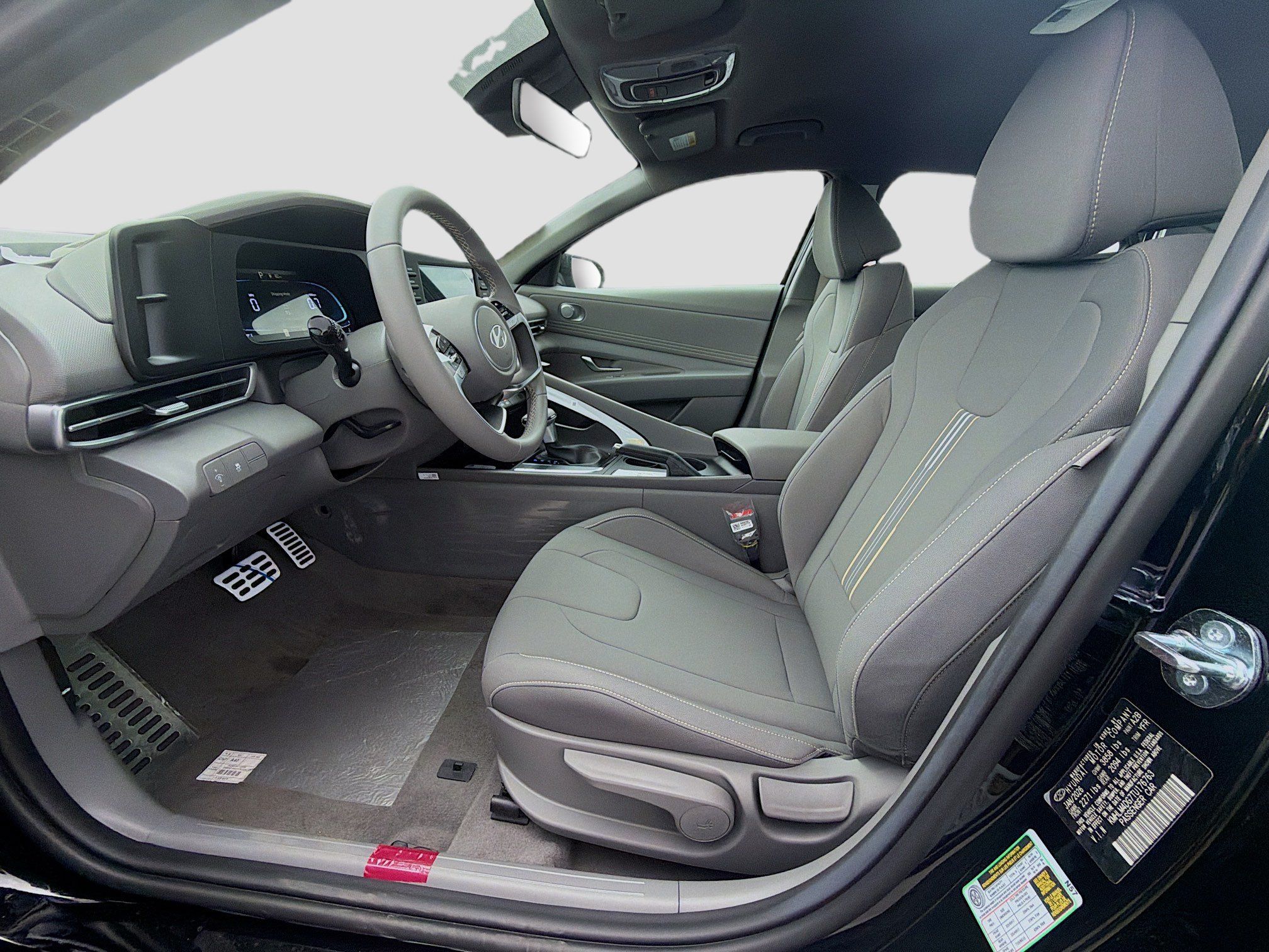 New 2026 Hyundai Elantra Sport FWD image 15