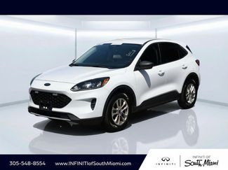 Used 2022 Ford Escape SE video 1
