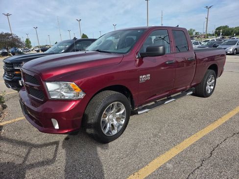 Used 2019 RAM 1500 Express w/ Express Value Package AWD/4WD image 1