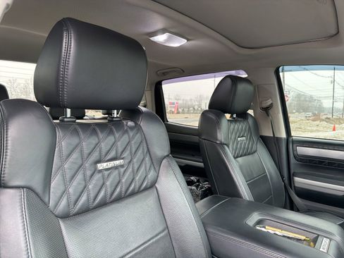 Used 2018 Toyota Tundra Platinum image 9