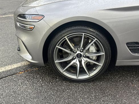 Used 2025 Genesis G70 2.5T image 11