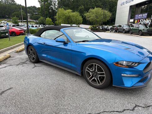 Used 2019 Ford Mustang Convertible w/ Equipment Group 101A RWD image 3