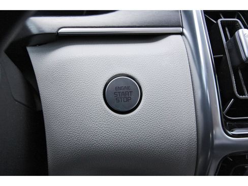 Certified 2023 Kia Sorento SX AWD/4WD image 32