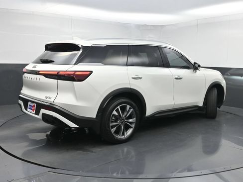 Used 2023 INFINITI QX60 Luxe w/ Vision Package FWD image 29