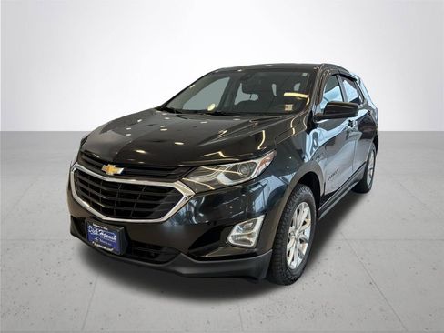 Used 2021 Chevrolet Equinox LT AWD/4WD image 2