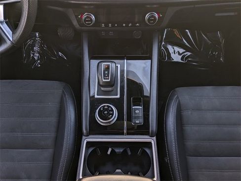 Used 2023 Mitsubishi Outlander SE Black Edition image 21