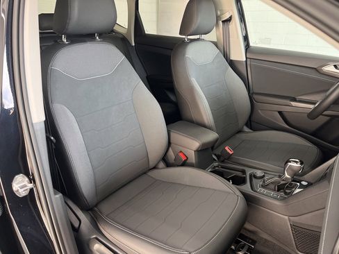 New 2026 Volkswagen Taos SE image 37