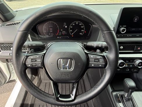 Used 2023 Honda Civic Sport image 14