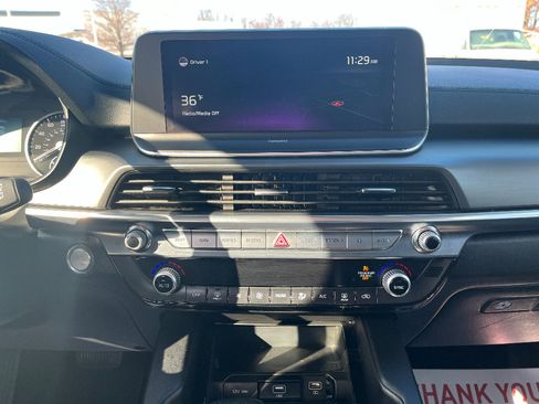 Used 2022 Kia Telluride LX image 22