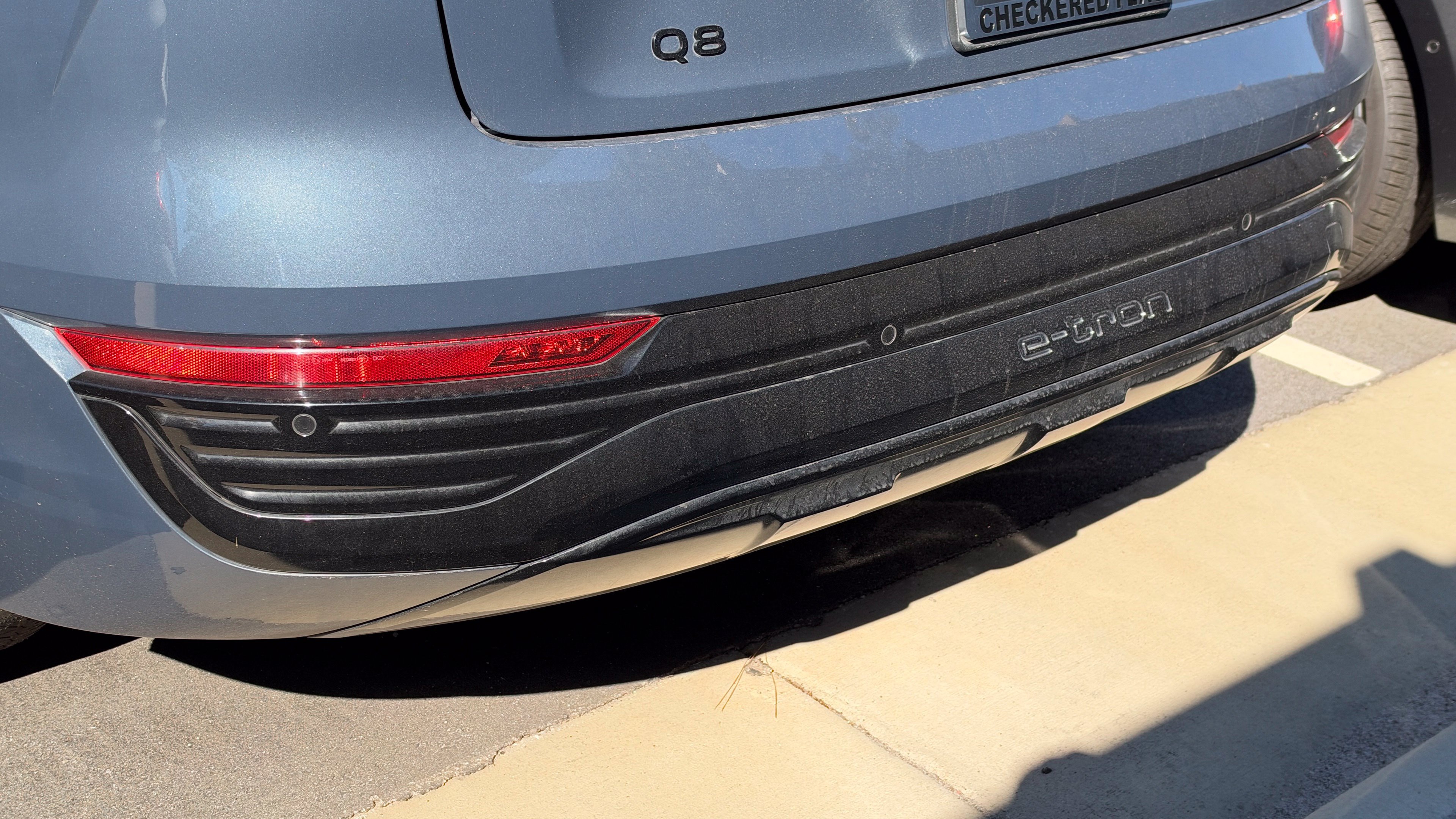 Used 2024 Audi Q8 e-tron Premium Plus AWD/4WD image 9