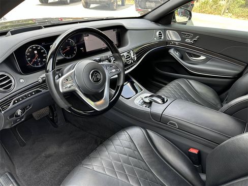 Used 2019 Mercedes-Benz Maybach S 560 4MATIC image 13