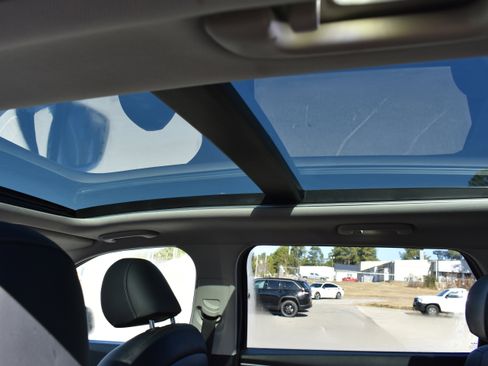 Used 2022 Kia Sorento SX w/ Panoramic Sunroof Package image 29