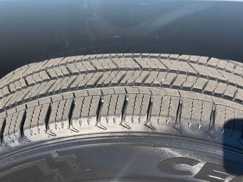 Used 2021 GMC Sierra 1500 SLT w/ SLT Premium Package image 10