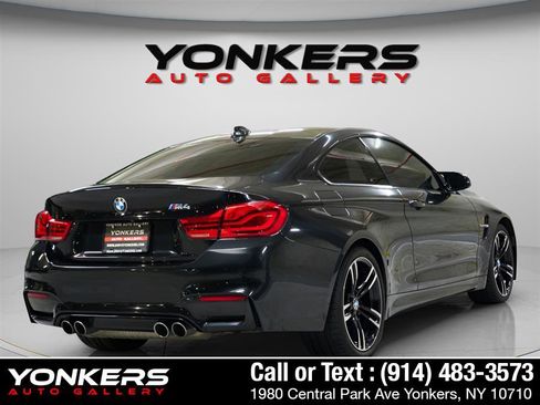 Used 2018 BMW M4 Coupe image 7